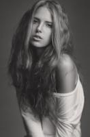 Alex Pott - Fashion, Product, People Photographer