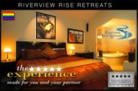 Riverview Rise Retreats