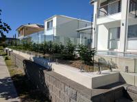 Frameless-Glass-Pool-Fence-Gold-Coast