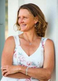 Meggan Brummer - Sydney Marriage Celebrant