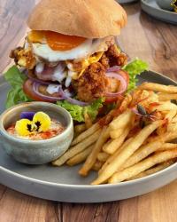 Andonis Cafe & Bar
