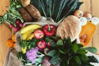 Top selection of premium vegetables - This is our $50 box with bread. Order now for next-day delivery service!